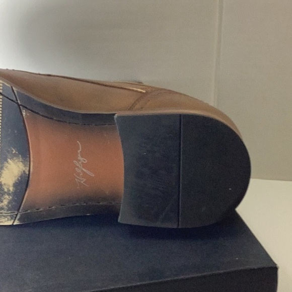 Men's Brown Leather Dress Shoes - Picture 9 of 11